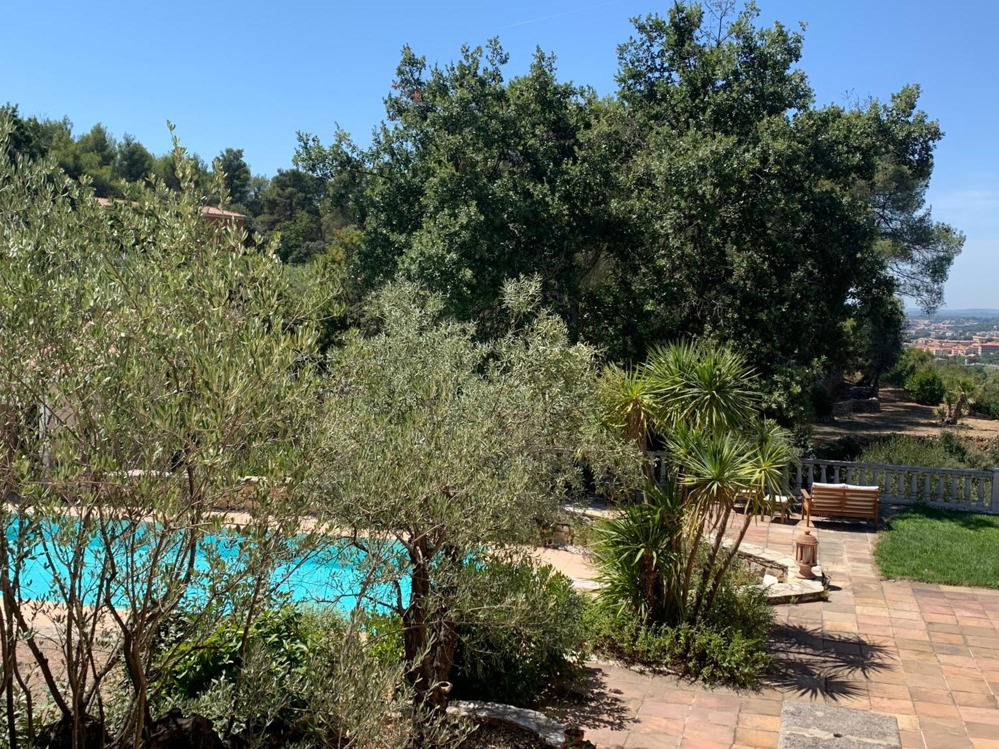 Apartamento La Farigoule Aix-en-Provence Exterior foto